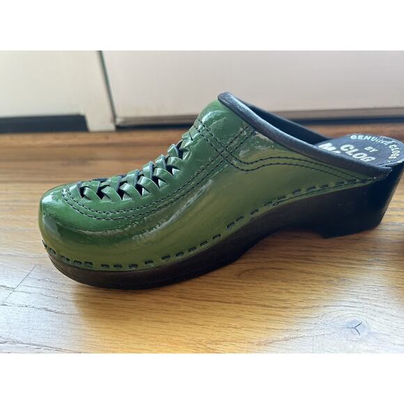 SVEN Clogs Clogmaster Vintage Wooden clogs size 35 womens 5 Green Patent Leather - Picture 7 of 9
